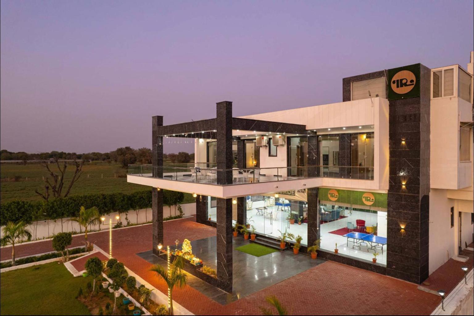 Iris Heaven'Z By Radha Rani Resort Jaipur Bagian luar foto